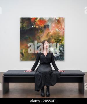 Gagosian, Londra, Regno Unito. 1st giugno, 2023. To Bend the Ear of the Outer World: Conversations on Contemporary abstract painting (1 giugno-25 agosto) è un'ampia mostra di opere nuove e recenti di oltre 40 artisti provenienti da Stati Uniti, Regno Unito e Germania. Giustapponendo una varietà di approcci all'astrazione contemporanea, la mostra riunisce opere di tre generazioni di artisti. Immagine: Mary Weatherford, il Giardino delle delizie terrene, 2021. Credit: Malcolm Park/Alamy Live News Foto Stock