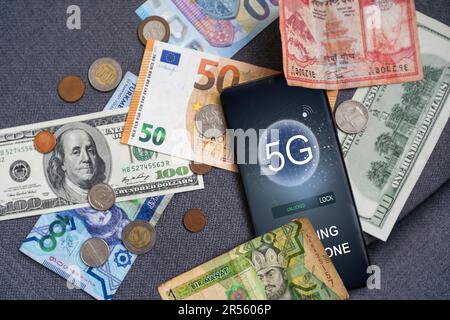 Roaming libero nella zona euro, UE. Cellulare Foto Stock