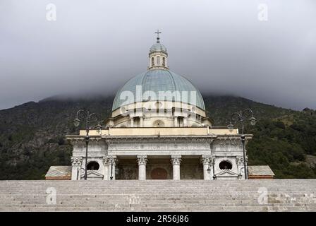 Santuario di Oropa, Basilica superiore o Basilica Nuova, provincia di Biella, Piemonte Italia Foto Stock