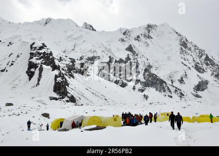 Kirghizistan. Campo base di Khan Tengri Foto Stock