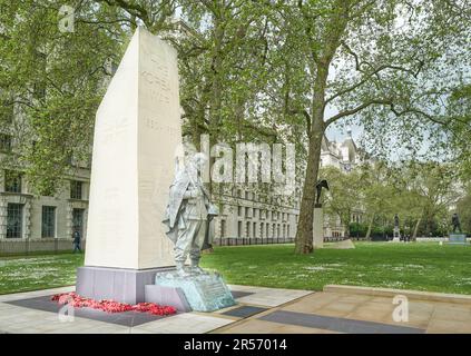 Memorial, ai soldati che combattevano nella guerra di Corea (1950-1953), nel giardino Whitehall fuori dal Ministero della Difesa del governo britannico. Foto Stock