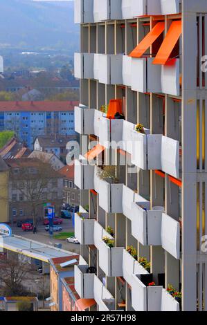 Karlsruhe, Durlach, edificio alto, facciata, tetto piatto, condominio, silo residenziale, balconi Foto Stock