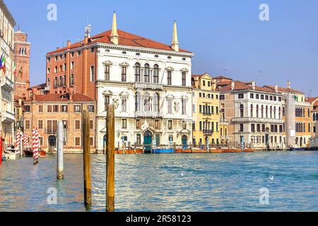 Palazzo Balbi, Canal Grande, Dorsoduro, Venezia, Veneto, Regione del Veneto, Italia Foto Stock