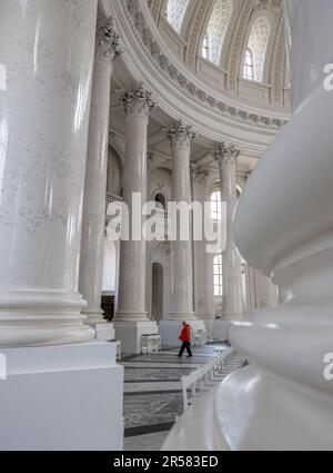 St.Blasien, Germania - 29 aprile 2023: L'interno di St Blasius Cattedrale di St Blasien nel quartiere di Waldshut, nella Foresta Nera meridionale - Th Foto Stock