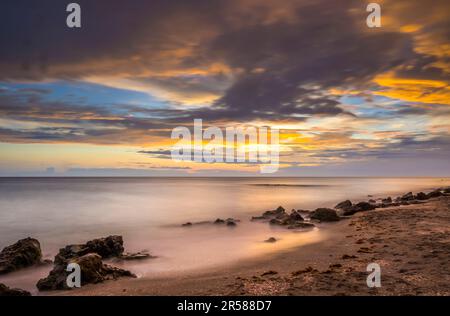 Tramonto sul Golfo del Messico da Caspersen Beach a Venezia Florida USA Foto Stock