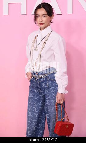 Tokyo, Giappone. 1st giugno, 2023. L'attrice giapponese Kyoko Hasegawa si presenta per una chiamata fotografica alla collezione 2022/23 Metiers d'Art del marchio di lusso francese Chanel a Tokyo giovedì 1 giugno 2023. (Foto di Yoshio Tsunoda/AFLO) Foto Stock