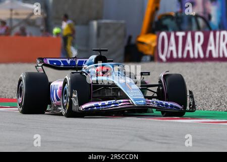 Montmelo, Spagna. 02nd giugno, 2023. Esteban OCON del Team Renault Alpine in pista in vista del Gran Premio di Spagna F1 sul circuito di Barcellona-Catalunya il 02 giugno 2023 a Barcellona, Spagna. Credit: DAX Images/Alamy Live News Foto Stock