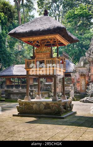 Pura Dalem Agung Padangtegal tempio sacro Monkey Forest, Ubud, Bali, Indonesia Foto Stock