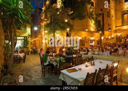 Taverna nel centro storico di la Canea, Creta, Grecia Foto Stock