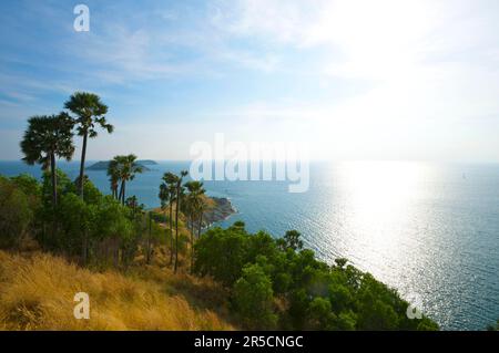 Il Porto di Laem Prom Thep, Phuket, Tailandia Foto Stock