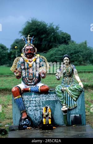 Ayyanar, divinità guardiana del villaggio in un villaggio, Tamil Nadu, India, Asia Foto Stock