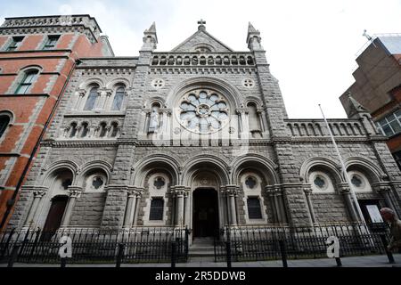 Chiesa di Santa Teresa Carmelitani Scalzi su Clarendon St a Dublino, Irlanda. Foto Stock