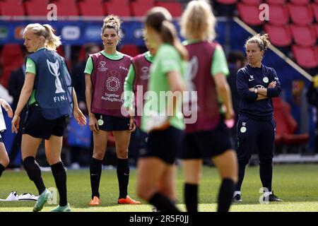 EINDHOVEN - Dominique Janssen di VfL Wolfsburg in vista della finale della UEFA Champions League femminile tra il FC Barcelona e la VFL Wolfsburg allo stadio Phillips il 3 giugno 2023 a Eindhoven, Paesi Bassi. ANP MAURICE VAN PIETRA Foto Stock