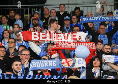 Sydney, Australia. 3rd giugno 2023; CommBank Stadium, Sydney, NSW, Australia: A-League Grand Final Football, Melbourne City contro Central Coast Mariners; i fan di Melbourne City mostrano le loro sciarpe Credit: Action Plus Sports Images/Alamy Live News Foto Stock