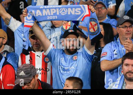 Sydney, Australia. 3rd giugno 2023; CommBank Stadium, Sydney, NSW, Australia: A-League Grand Final Football, Melbourne City contro Central Coast Mariners; i fan di Melbourne City mostrano le loro sciarpe Credit: Action Plus Sports Images/Alamy Live News Foto Stock