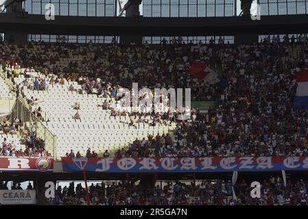 Fortaleza, (CE) 03/06/2023 - Campeonato Brasileiro / Fortaleza x Bahia - Torcida do Fortaleza durante partida entre Fortaleza x Bahia disputada na are Foto Stock