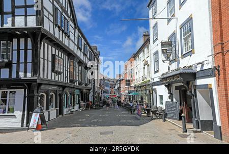 Il Prince Rupert Hotel e l'Abbot's House sul Butcher Row nel centro della città, Shrewsbury, Shropshire, Inghilterra, Regno Unito Foto Stock