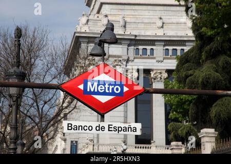 Banco de Espana Stazione della Metropolitana Sign in Madrid Spagna Foto Stock