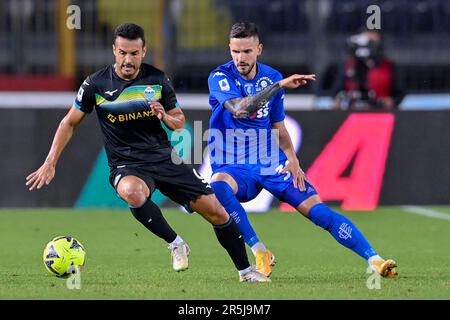 Stadio Carlo Castellani, Empoli, 03 giugno 2023, Pedro Eliezer Rodriguez Ledesma (SS Lazio) e Petar Stojanovic (Empoli FC) durante l'Empoli FC Foto Stock