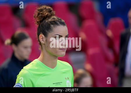 Eindhoven, Paesi Bassi. 03rd giugno, 2023. Eindhoven, Paesi Bassi, 3rd 2023 giugno: Dominique Janssen ( 6 Wolfsburg ) durante la finale di calcio della UEFA Womens Champions League tra il FC Barcelona e la VFL Wolfsburg al Philips Stadion di Eindhoven, Paesi Bassi. (Julia Kneissl/SPP) Credit: SPP Sport Press Photo. /Alamy Live News Foto Stock