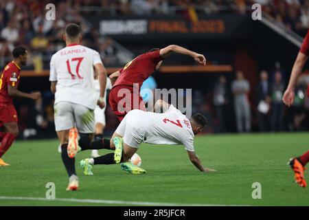 Jesus Joaquin Fernandez (Suso) di Siviglia visto in azione durante la partita di calcio finale della UEFA Europa League tra Sevilla FC e COME Roma alla Puskas Arena. Punteggio finale; Siviglia 1:1 COME Roma (penalità 4:1). Foto Stock