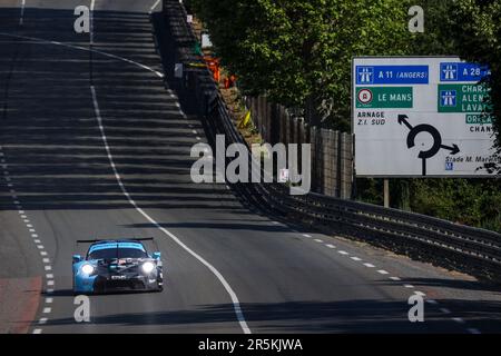 77 RIED Christien (ger), PEDERSEN Mikkel (dnk), ANDLAUER Julien (fra), Dempsey-Proton Racing, Porsche 911 RSR - 19, in azione durante il Test Day della 24 ore di le Mans 2023 sul circuito des 24 Heures du Mans il 4 giugno 2023 a le Mans, Francia - Photo Germain Hazard / DPPI Foto Stock