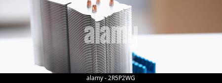 Parte per il raffreddamento di computer portatili o computer. Radiatore del circuito di raffreddamento dal calcolatore Foto Stock