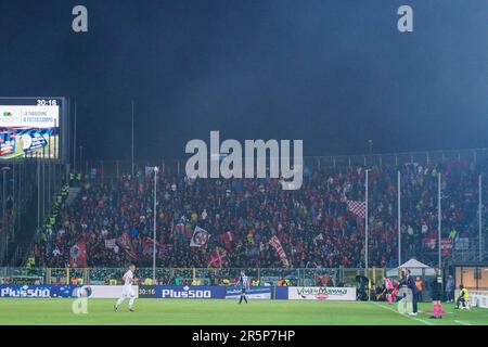 Bergamo, Italia. 04th giugno, 2023. AC Monza Supporters durante il campionato italiano Serie Una partita di calcio tra Atalanta BC e AC Monza il 4 giugno 2023 allo Stadio Gewiss di Bergamo - Foto Morgese-Rossini/DPPI Credit: DPPI Media/Alamy Live News Foto Stock