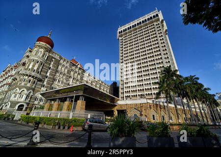 Mumbai, India. 04th giugno, 2023. Una vista del famoso Taj mahal Palace hotel da Gateway of India che è un posto turistico superiore in india. (Foto di Avishek Das/SOPA Images/Sipa USA) Credit: Sipa USA/Alamy Live News Foto Stock