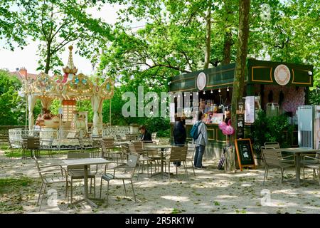 Francia, Cote d'Or, Digione, zona dichiarata Patrimonio dell'Umanità dall'UNESCO, Darcy Garden o Darcy Square in stile neo-rinascimentale Foto Stock