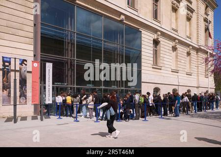 Francia, Parigi, il Jardin des Plantes, Museo Nazionale di Storia Naturale, ingresso alla Grande Galerie de l'Evolution, rue Geoffroy Saint Hilaire Foto Stock