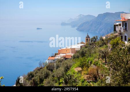 Il Sentiero degli dei lungo la Costiera Amalfitana Foto Stock