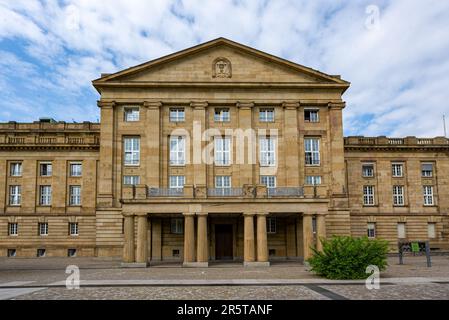 Il Teatro Nazionale e l'Opera di Stato, Stoccarda. Baden-Wuerttemberg, Germania, Europa Foto Stock