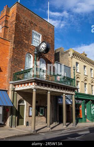 Essex, Regno Unito - Aprile 10th 2023: L'esterno della Sala dei piedi nella città di Maldon in Essex, Regno Unito. Foto Stock