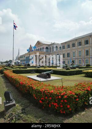 Bangkok, Thailandia - Agosto 20th 2010 : Focus sul Museo dell'antica artiglieria, nel centro storico di Bangkok. Foto Stock