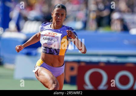 HENGELO, PAESI BASSI - GIUGNO 4: Ditaji Kambundji della Svizzera durante i Giochi FBK 2023 in gara sulle 100m Donne il 4 Giugno 2023 a Hengelo, Paesi Bassi (Foto di Andre Weening/Orange Pictures) Foto Stock