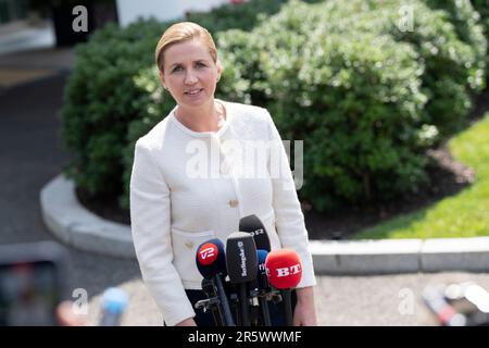 Washington, Stati Uniti. 05th giugno, 2023. Il primo ministro danese mette Frederiksen parla ai media dopo aver incontrato il presidente degli Stati Uniti Joe Biden alla Casa Bianca di Washington, DC, 5 giugno 2023. Foto di Chris Kleponis/UPI Credit: UPI/Alamy Live News Foto Stock