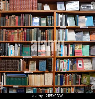 Classici letterari nella libreria antiquaria Ulysses di Dublino Foto Stock
