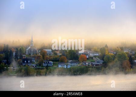 Grande pile, St. Maurice River, Quebec, St Maurice River, Canada Foto Stock