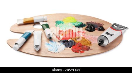 Tavolozza di legno con pitture ad olio su sfondo bianco Foto Stock