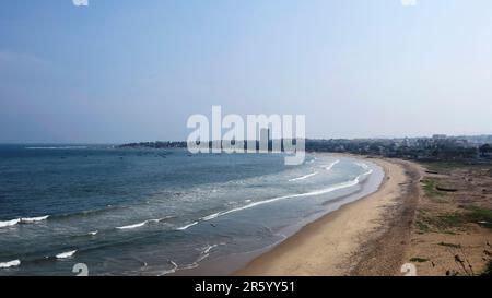 Vista della spiaggia da Lumbini Park, Visakhapatnam, Andhra Pradesh, India. Foto Stock