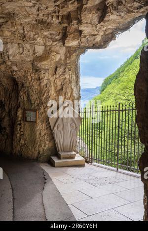 Santuario di nostra Signora della Corona, Distretto di Spiazzi, Caprino Veronese, Veneto, Italia, Europa Foto Stock