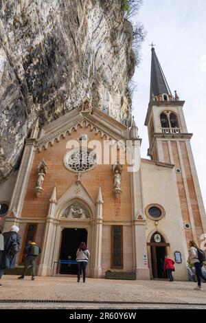 Santuario di nostra Signora della Corona, Distretto di Spiazzi, Caprino Veronese, Veneto, Italia, Europa Foto Stock