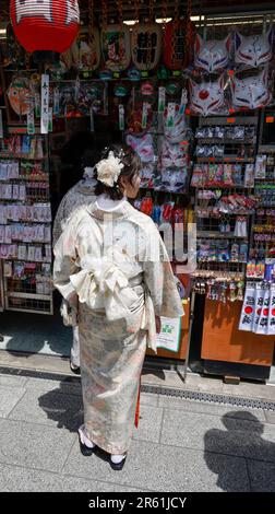 ASAKUSA E IL SUO TEMPIO SENSO-JI TOKYO Foto Stock