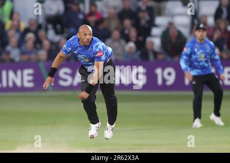 Tymal Mills in azione bowling per Sussex durante Essex Eagles vs Sussex Sharks, Vitality Blast T20 Cricket al Cloud County Ground il 6th giugno 2023 Foto Stock