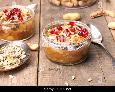 Tradizionali dolci turchi Ashura Noahs pudding Foto Stock
