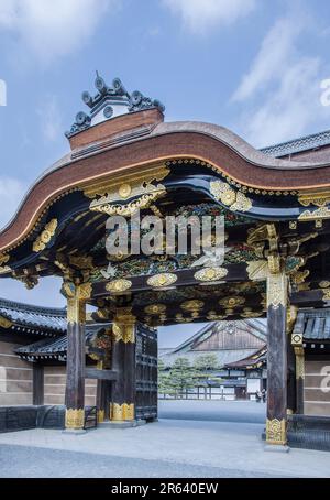 Porta di Karamon del Castello Nijo Foto Stock