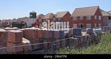 Sviluppo di siti di costruzione di proprietà a Lingley Green, Whittle Hall, Warrington, Cheshire, Inghilterra, REGNO UNITO, WA5 3LQ Foto Stock