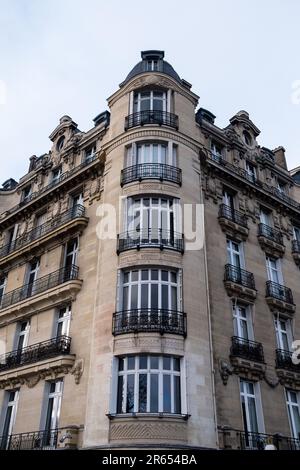 Vecchi edifici di Parigi. Illustrazione del turismo e della vita quotidiana nella Grande Parigi. Francia. Foto Stock