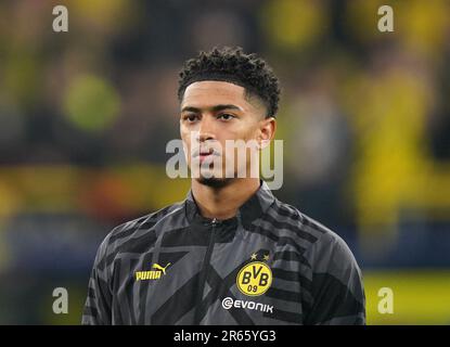 Foto del file datata 15-02-2023 di Jude Bellingham di Borussia Dortmund. Real Madrid hanno accettato di firmare Borussia Dortmund centrocampista Jude Bellingham per una tassa iniziale di £ 88,5million, il club tedesco hanno annunciato. Data di emissione: Mercoledì 7 luglio 2023. Foto Stock